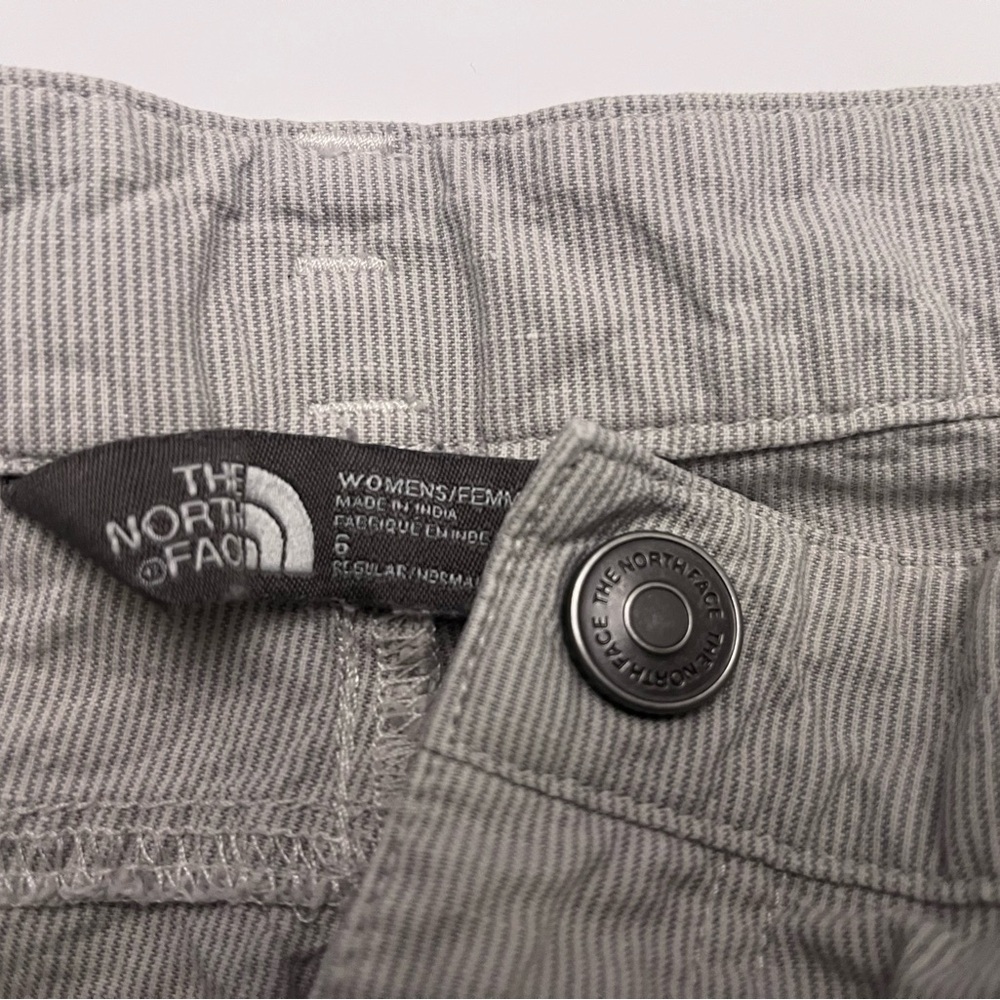 The North Face shorts - Picture 2 of 5